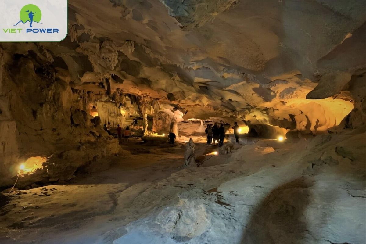 Thien Canh Son Cave