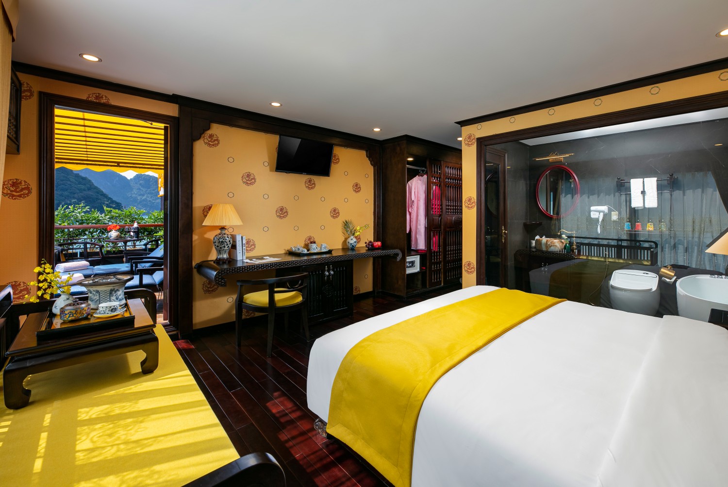 King Suite