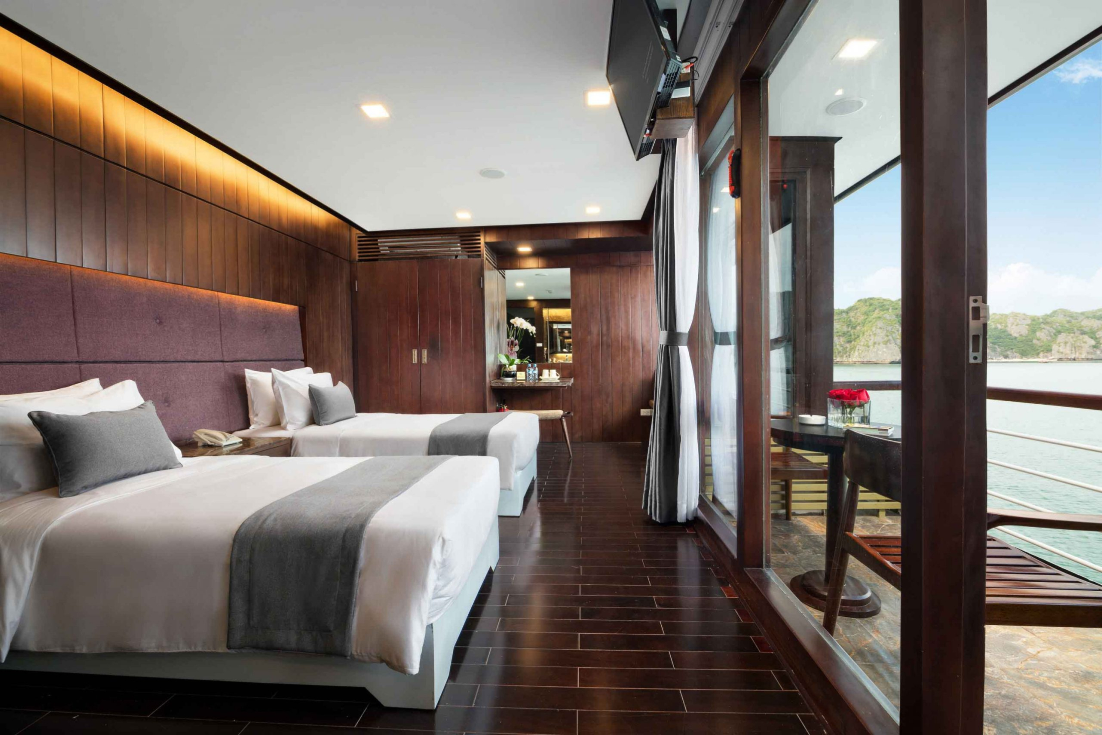 Orchid Suite with Balcony