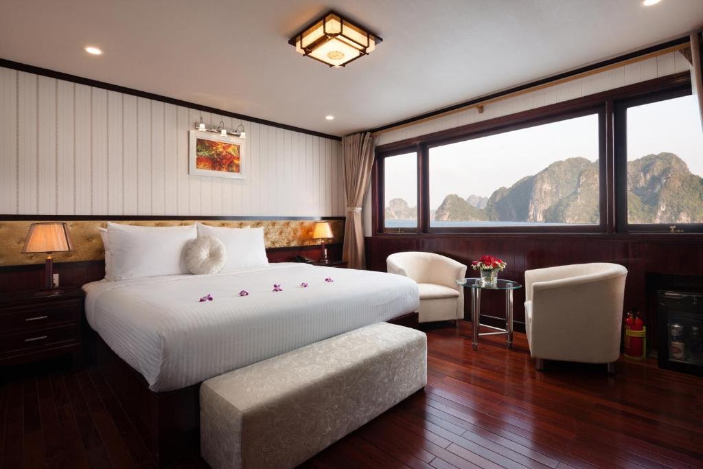Swan Double/Twin Cabin