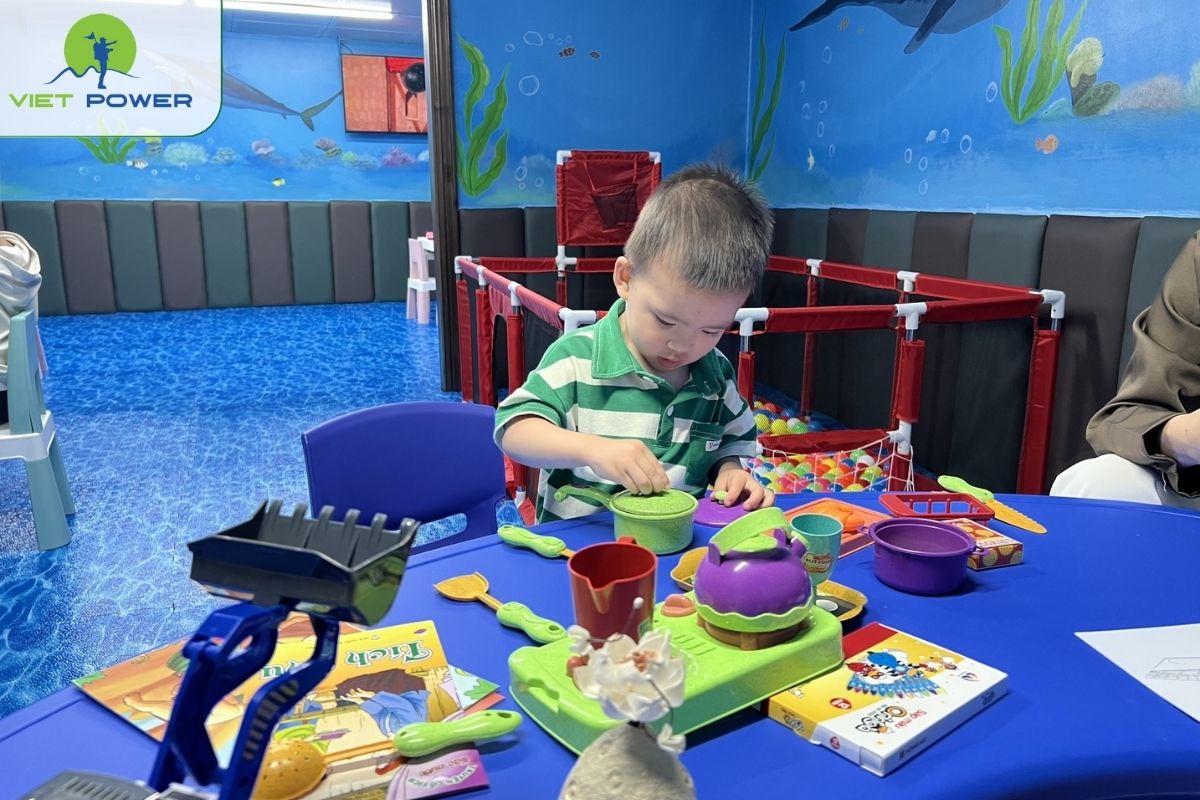 Dedicated Kid Club & Safe Indoor Spaces