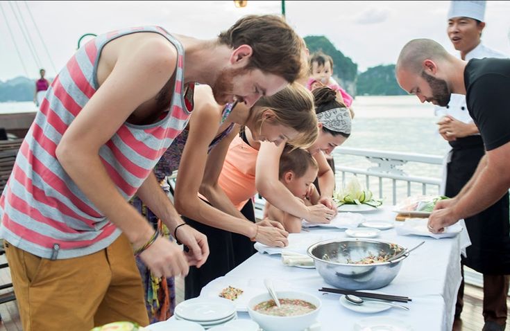 Wandering Through Vietnam Mountains and Seaside 9-Day Tour