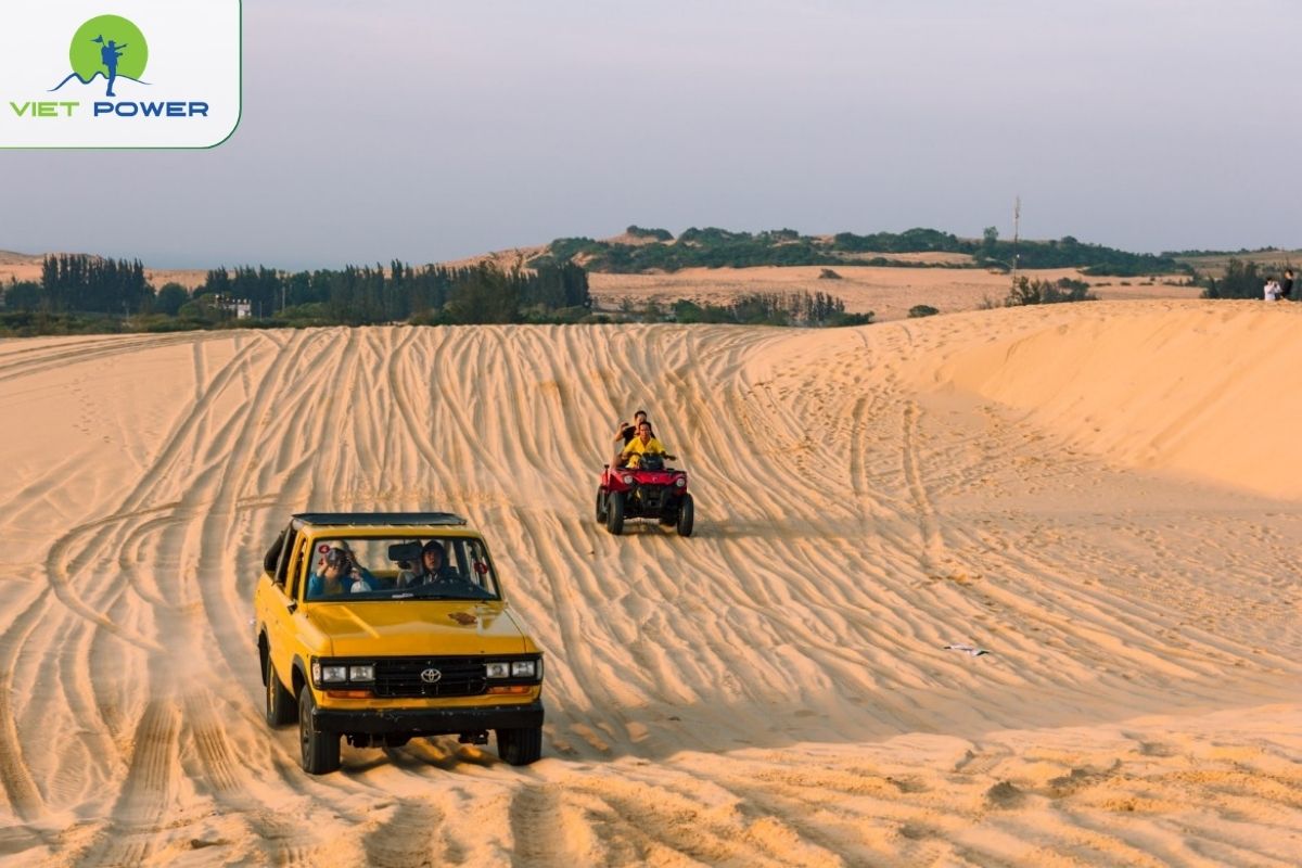 Take a Sunrise Jeep Tour to the White Sand Dunes