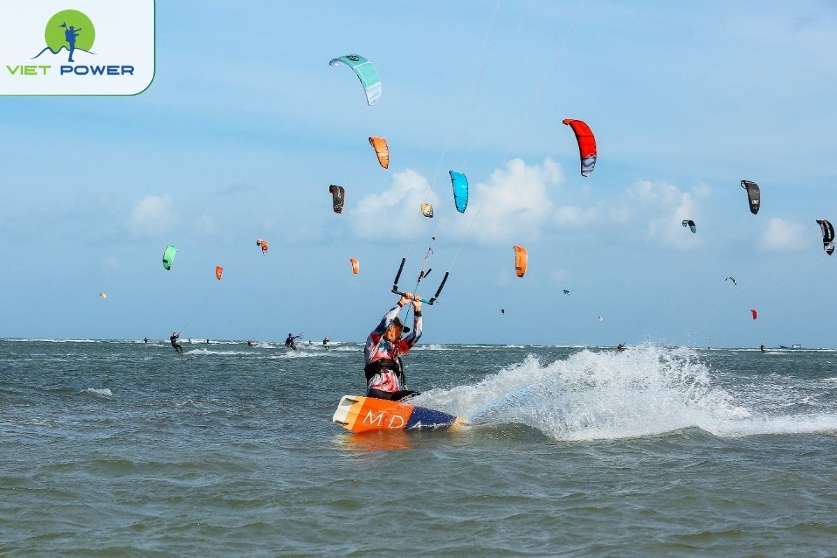 Try or Watch Kite Surfing in Mui Ne