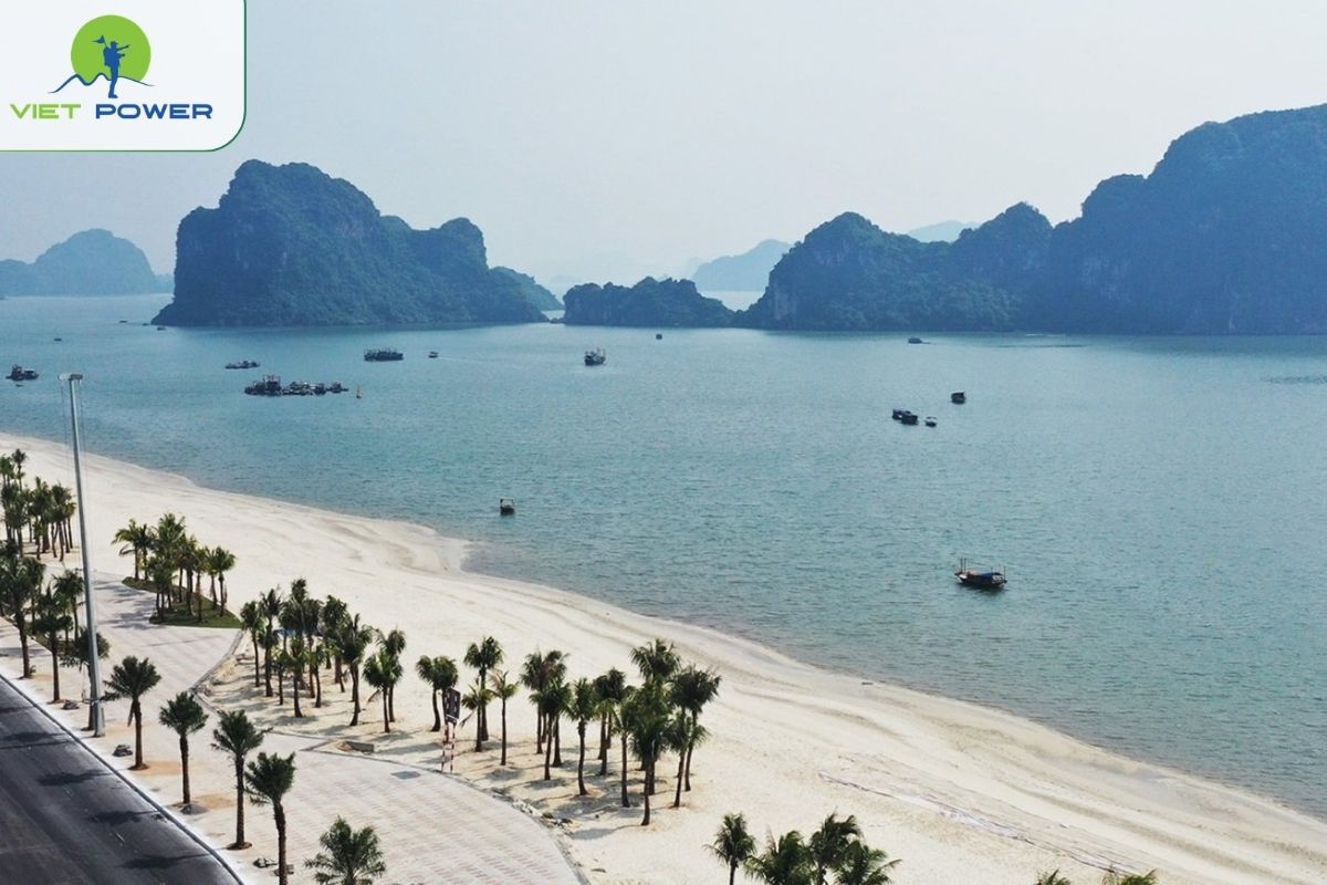 Bai Chay Beach Halong