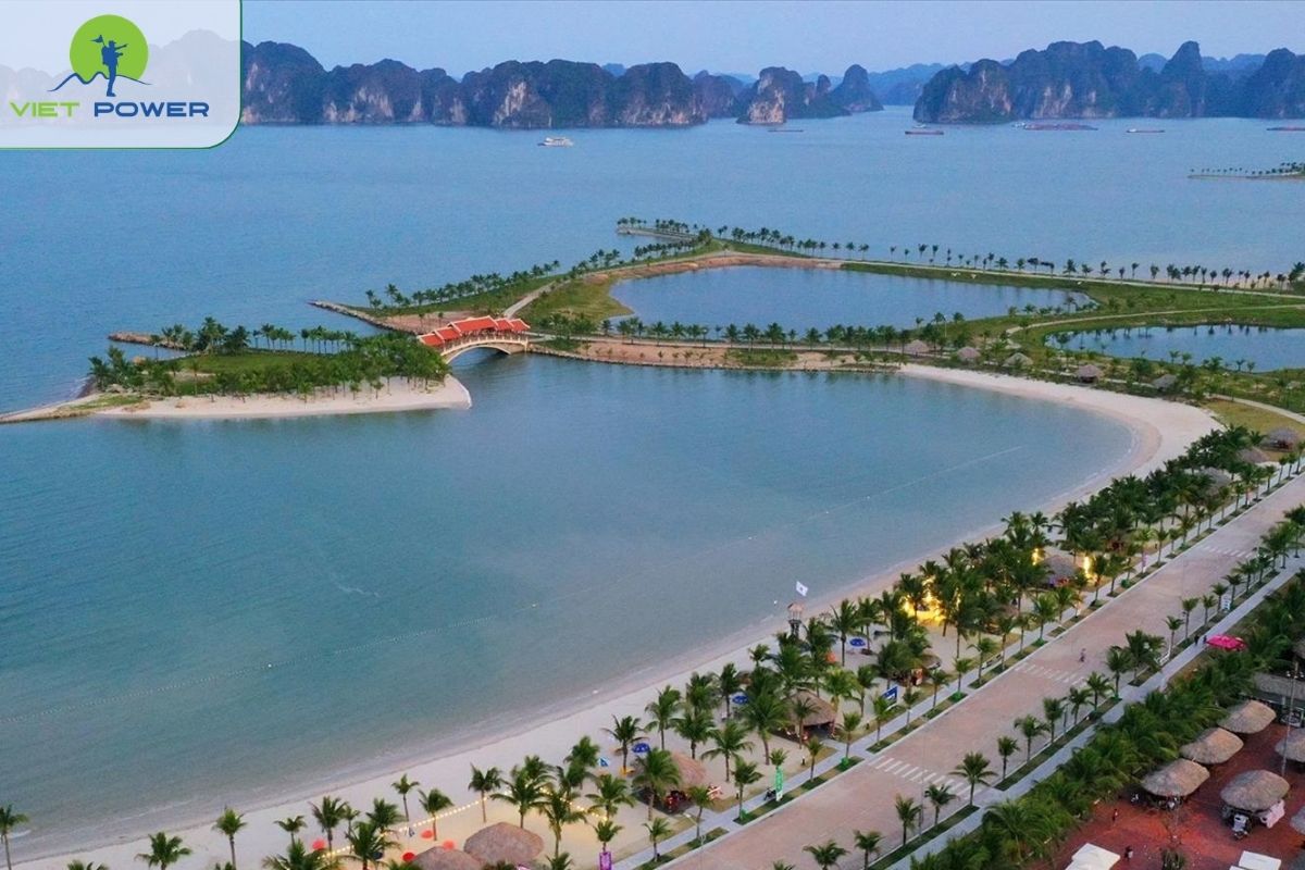 Tuan Chau Island 
