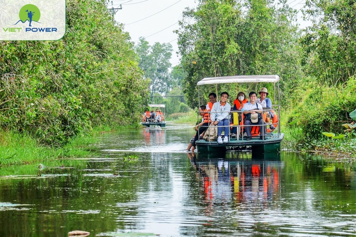 Tan Lap Floating Village