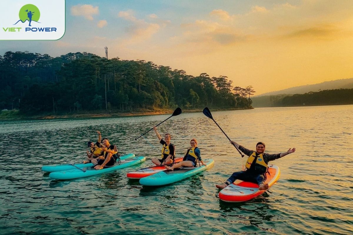 Tuyen Lam Lake for lake photography