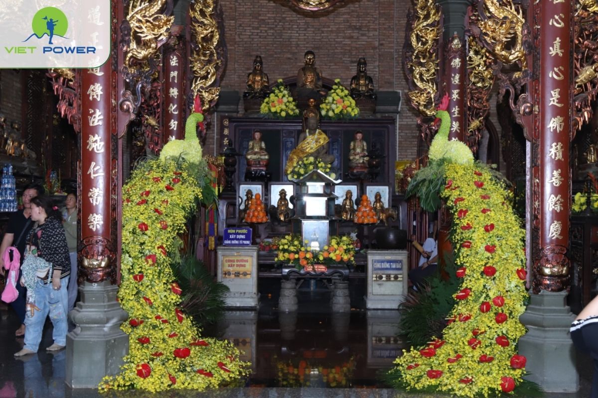 Ancestral worship space