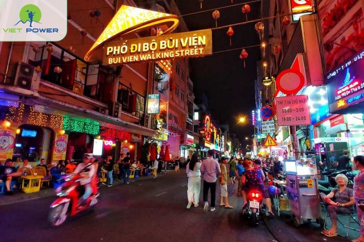 Explore the city center 