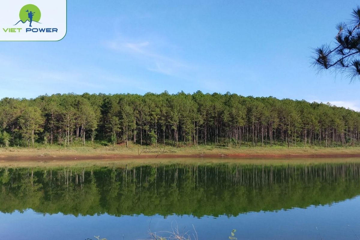 Xuan Huong Lake