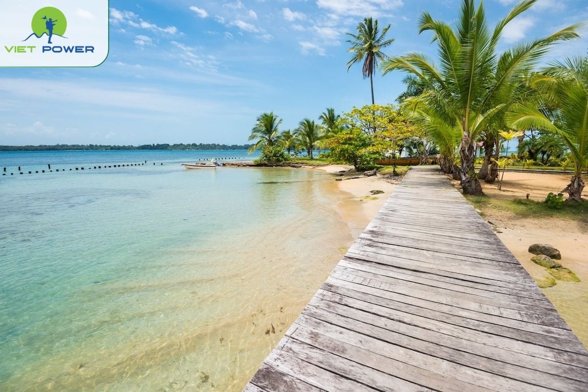Non Nuoc Beach