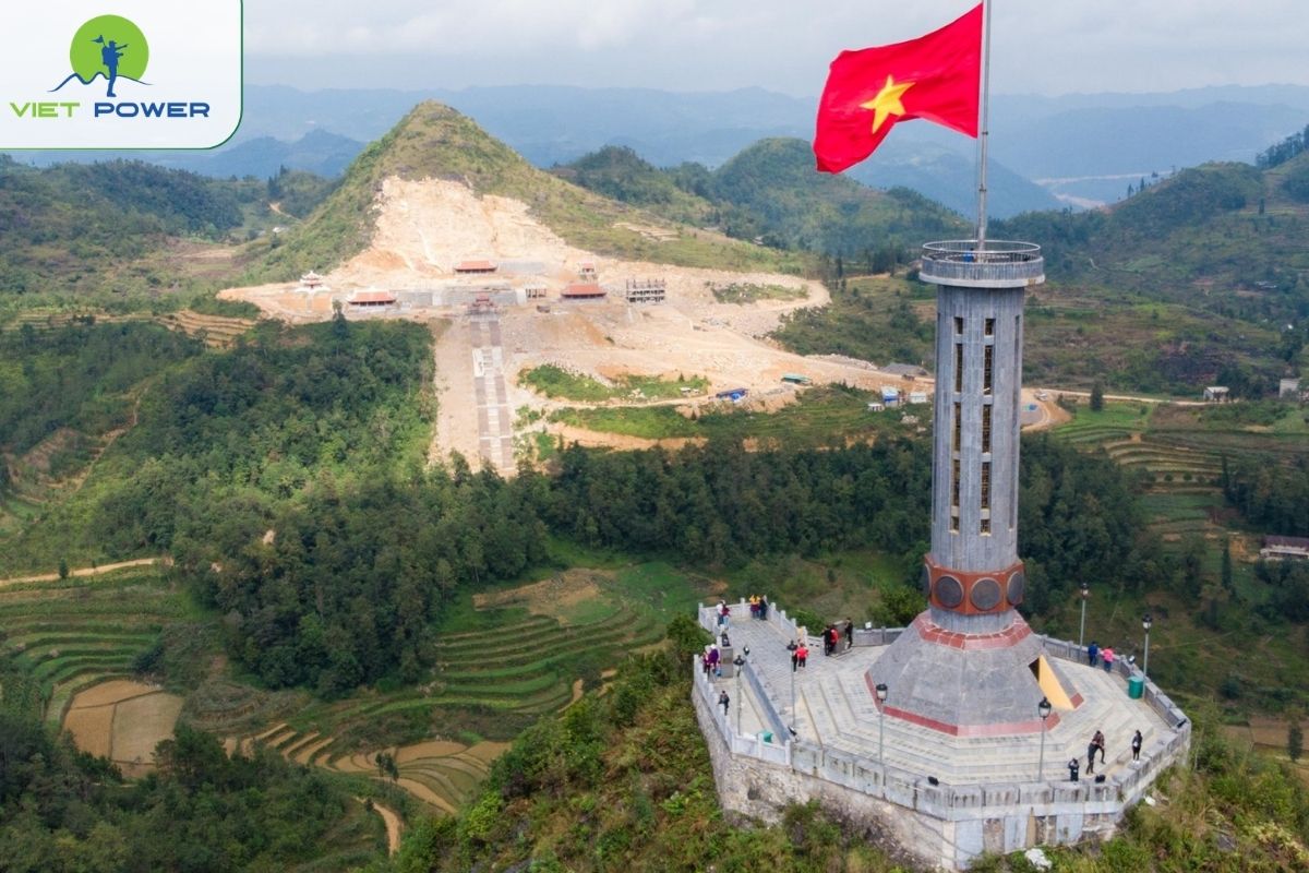 Lung Cu Flag Tower
