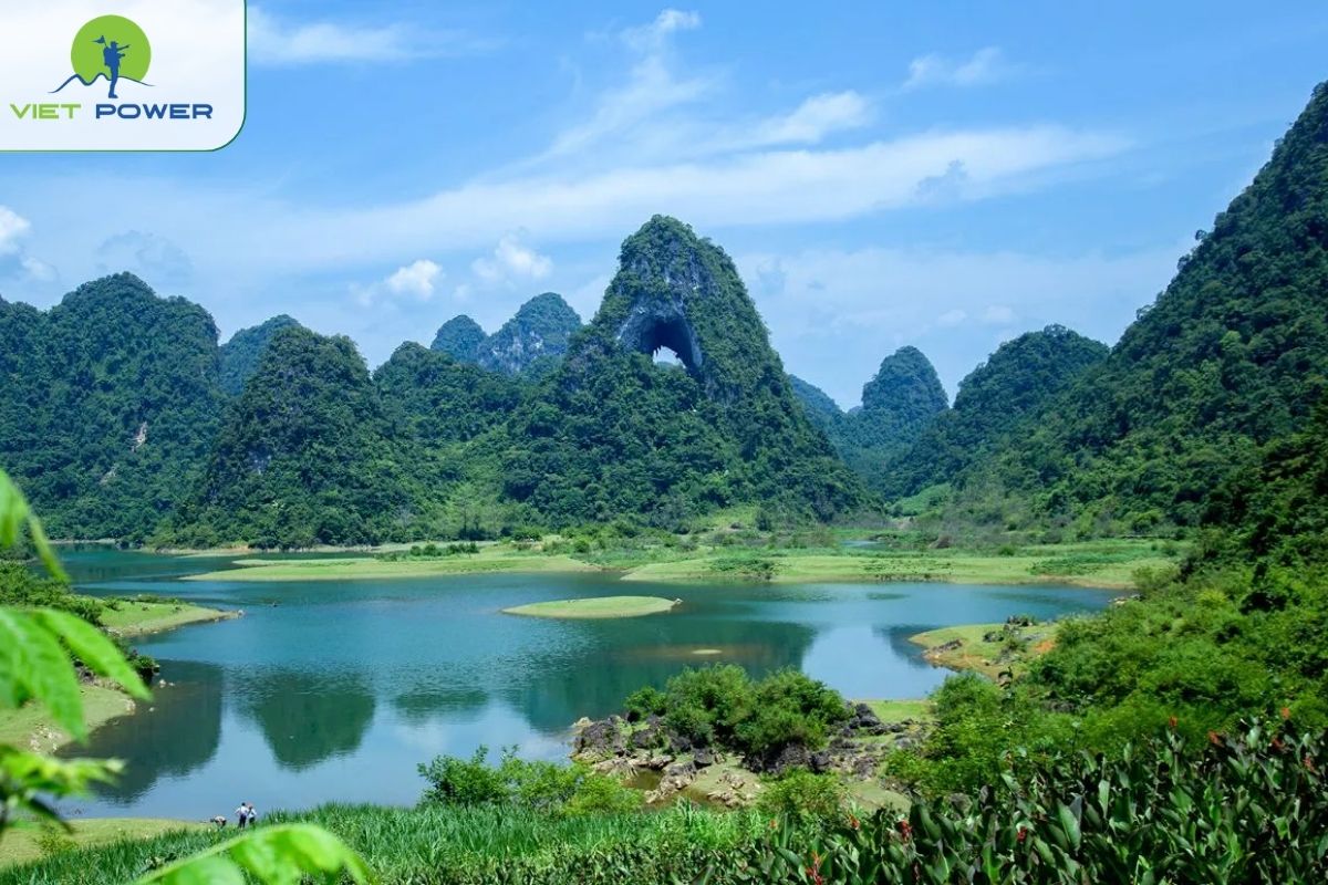 Thang Hen Lake System