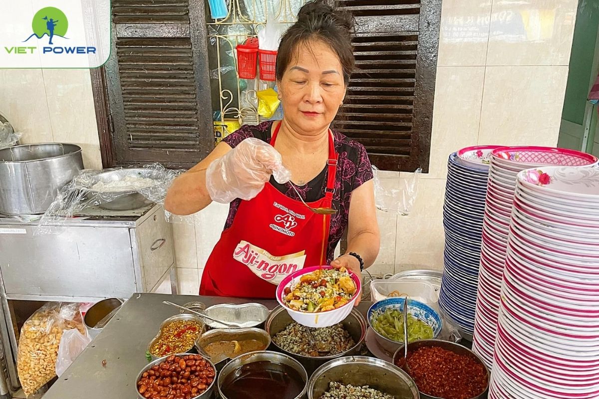 Com Hen Hoa Dong