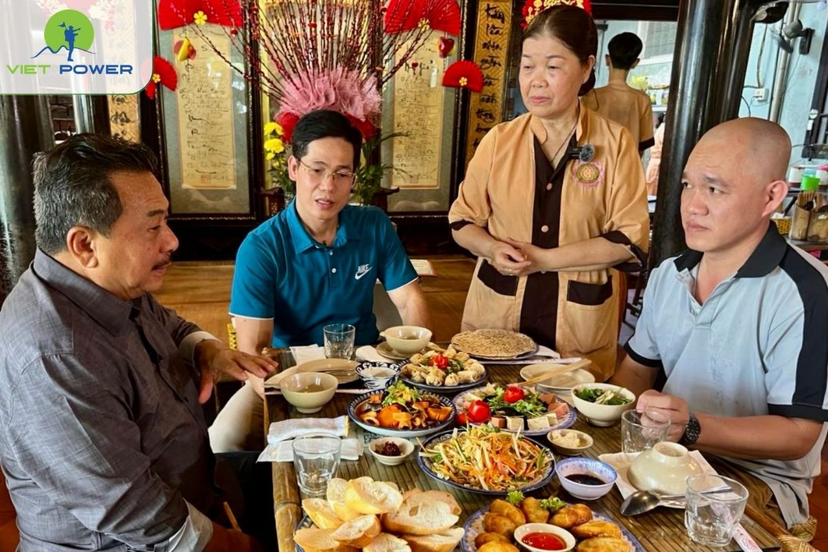 Hue vegetarian food (Ẩm thực chay Huế)